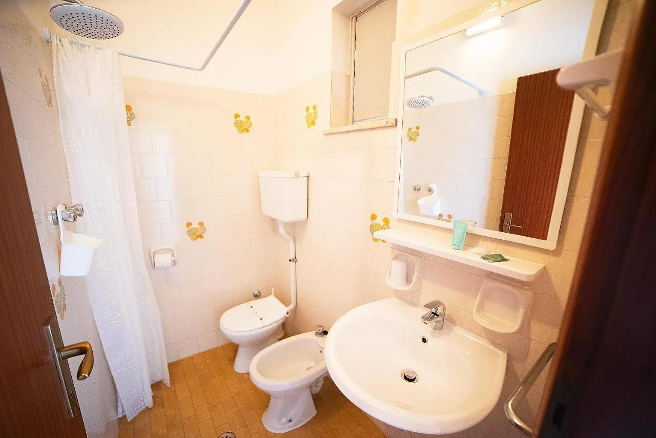 **  Hotel Ischia Rimini Italien